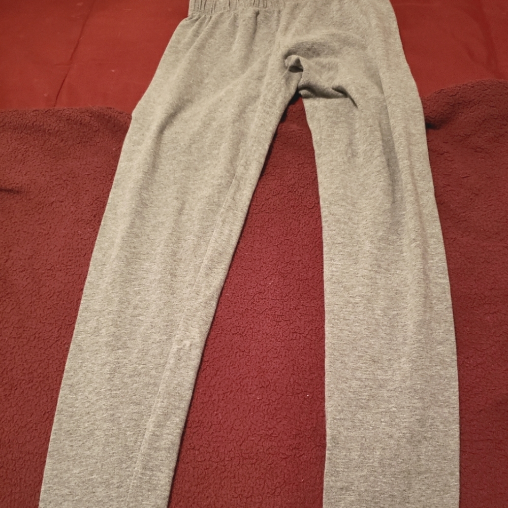Comfy gray leggings